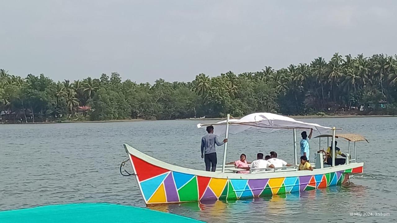 Casa Ardilla, Homestay And Boating In Honnavar Honāvar Dış mekan fotoğraf